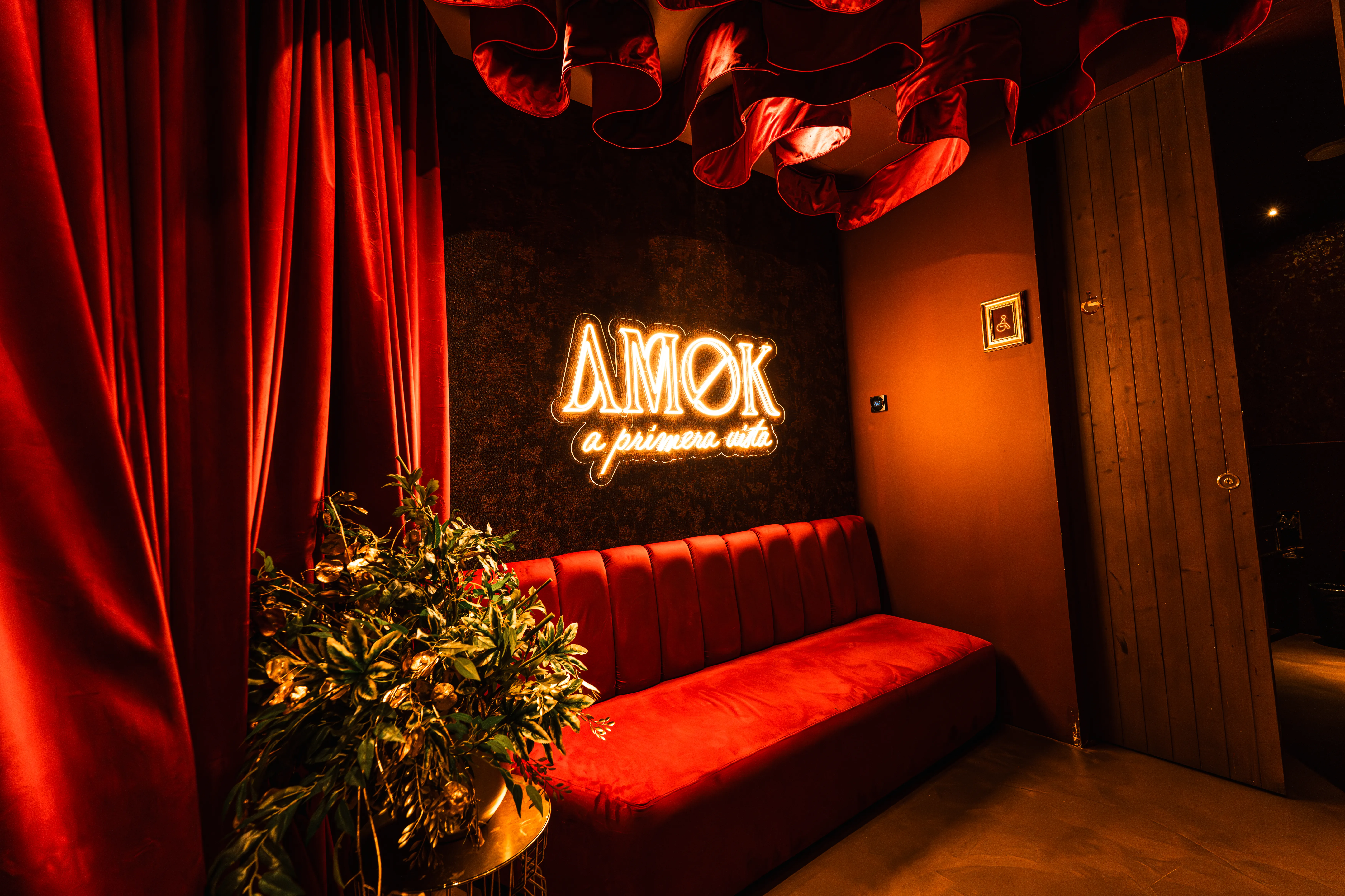 AMØK event space